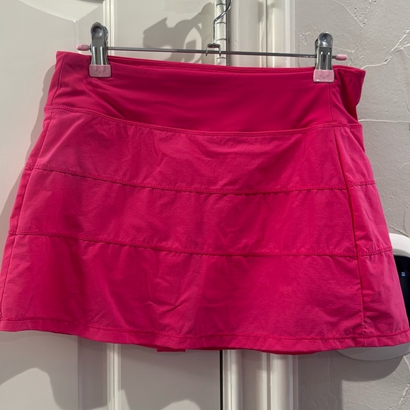Dresses & Skirts - Pink Ruffle skirt size M (4)